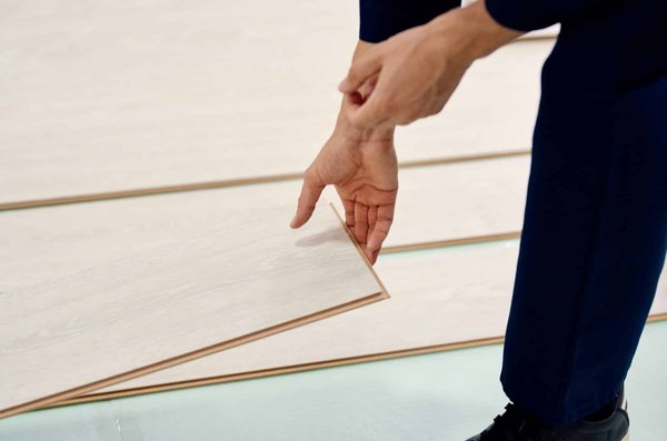 Rénovation de parquet à Fontainebleau : un investissement esthétique et rentable